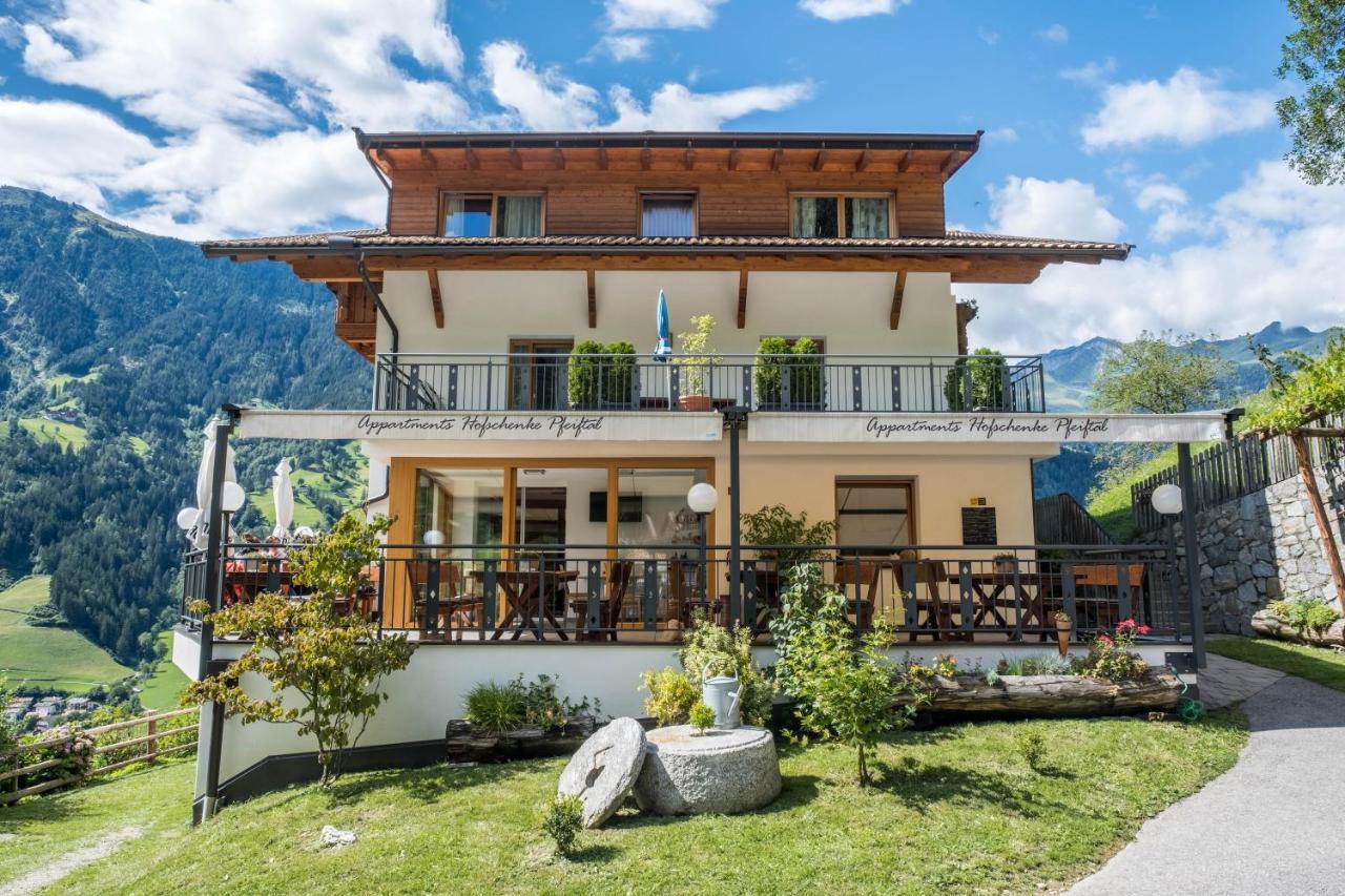 Hofschenke Pfeiftal - Heuduft Apartment San Martino In Passiria  Екстериор снимка